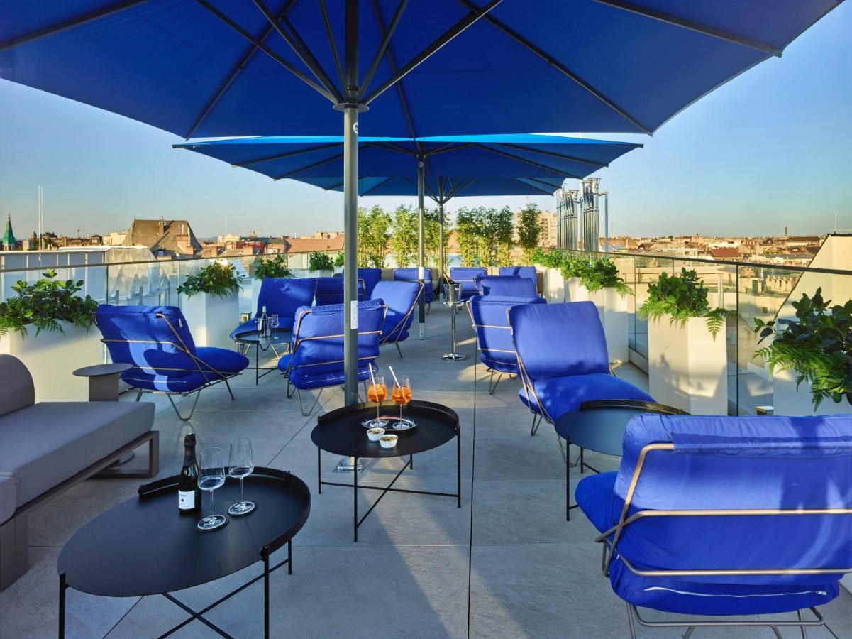 Est Grand Savoy Hotel 4*